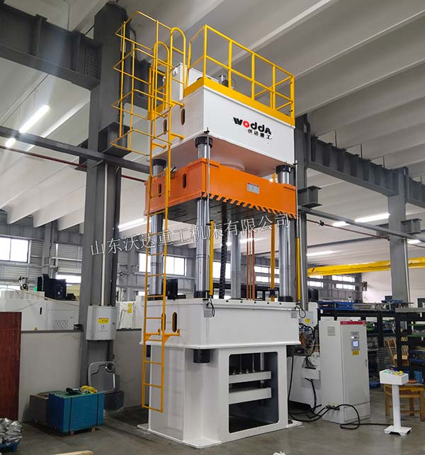 500吨薄板拉伸液压机现场